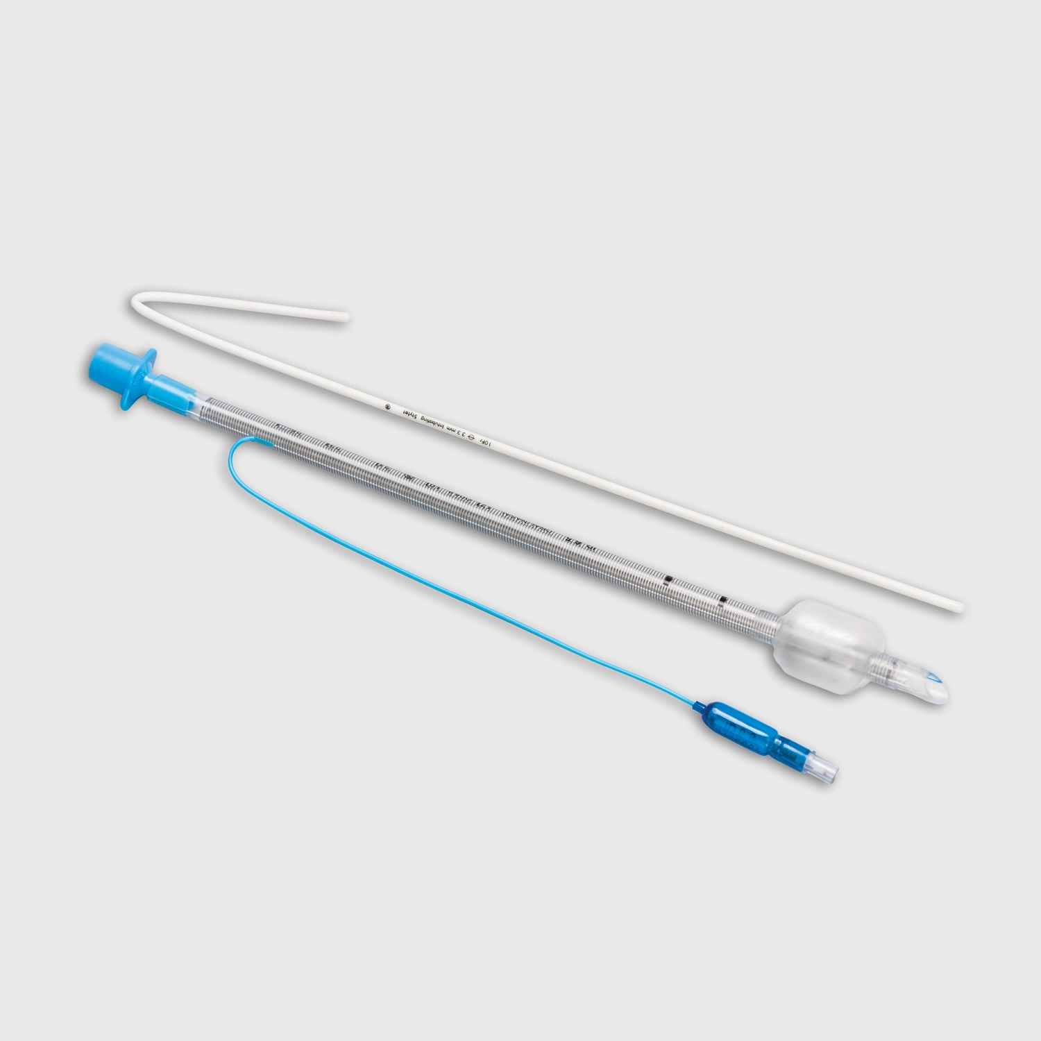 Image pour Sonde endotrachéale renforcée avec ballonnet et stylet préchargé stérile